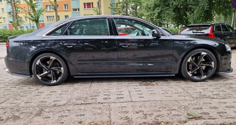 Audi A8 cena 139900 przebieg: 86000, rok produkcji 2015 z Gdynia małe 529